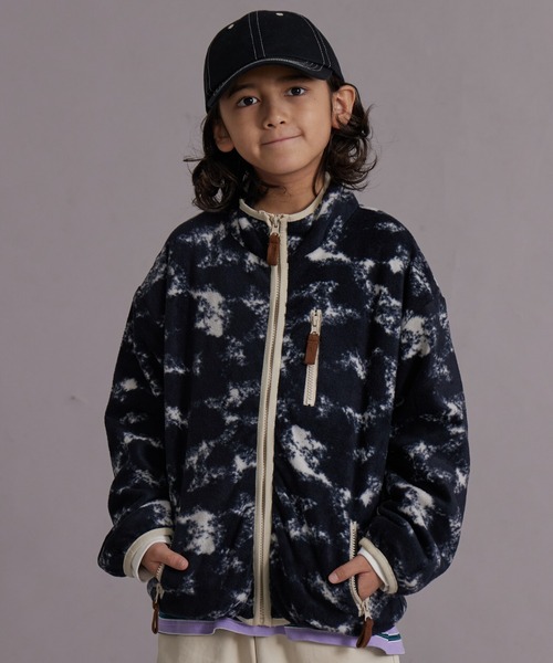 PAIRMANON STREET（ペアマノンストリート）の「フリース スタンドカラー 無地 総柄 ジップアウター【PAIRMANON STREET】（その他アウター・キッズ・ベージュ系その他/ブラック系その他/パープル/オレンジ/グリーン系その他/ブルー系その他/アイボリー/ブラック・110/120/130/140/150/160/90/100）」の3枚目の写真