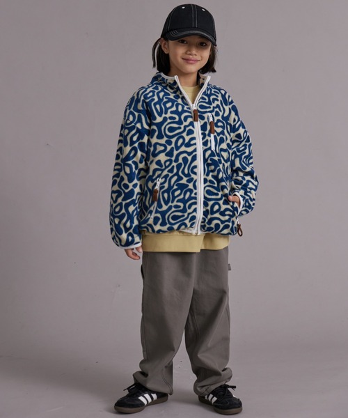 PAIRMANON STREET（ペアマノンストリート）の「フリース スタンドカラー 無地 総柄 ジップアウター【PAIRMANON STREET】（その他アウター・キッズ・ベージュ系その他/ブラック系その他/パープル/オレンジ/グリーン系その他/ブルー系その他/アイボリー/ブラック・110/120/130/140/150/160/90/100）」の13枚目の写真