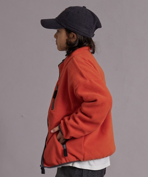 PAIRMANON STREET（ペアマノンストリート）の「フリース スタンドカラー 無地 総柄 ジップアウター【PAIRMANON STREET】（その他アウター・キッズ・ベージュ系その他/ブラック系その他/パープル/オレンジ/グリーン系その他/ブルー系その他/アイボリー/ブラック・110/120/130/140/150/160/90/100）」の17枚目の写真