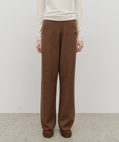 MARITHE + FRANCOIS GIRBAUD(マリテフランソワジルボー)の「W CLASSIC LOGO KNIT PANTS(その他パンツ・レディース・Navy/ブラウン/Black・SMALL/MEDIUM)」の2枚目の写真