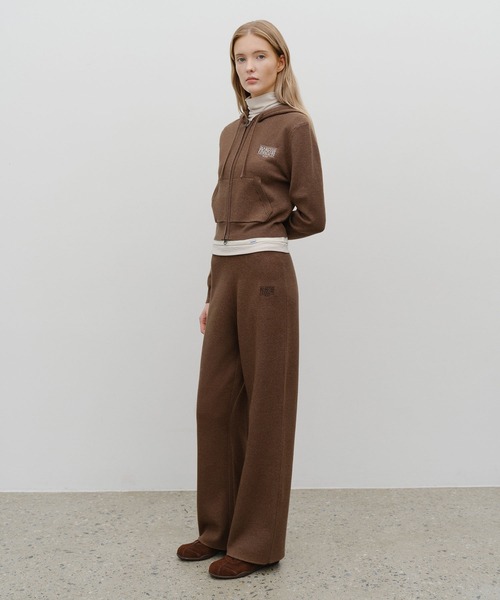 MARITHE + FRANCOIS GIRBAUD(マリテフランソワジルボー)の「W CLASSIC LOGO KNIT PANTS(その他パンツ・レディース・Navy/ブラウン/Black・SMALL/MEDIUM)」の15枚目の写真
