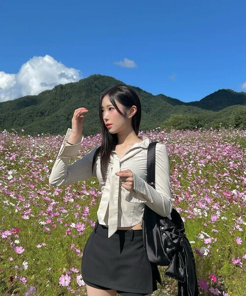 PAIN OR PLEASURE(ペインオアプレジャー)の「VIVIAN SCARF SHIRT beige(シャツ/ブラウス・レディース・その他・MEDIUM/SMALL)」の9枚目の写真