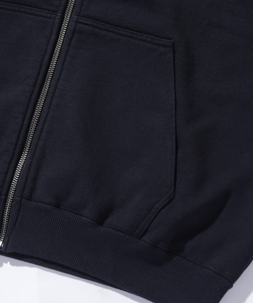 XLARGE(エクストララージ)の「【WEB限定】FLIP OG ZIP HOODED SWEATSHIRT(パーカー・メンズ・アッシュ/ブラック/ブラウン・S/M/L/XL)」の14枚目の写真