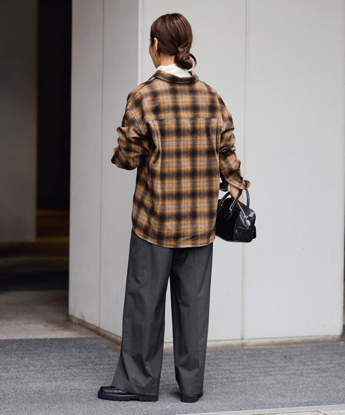 FRAMeWORK(フレームワーク)の「TWラップパンツ(スラックス・レディース・チャコールグレー/ブラック・36/38)」の12枚目の写真