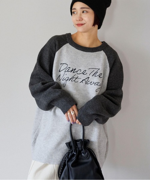 pocket(ポケット)の「配色ラグランロゴニットプルオーバー(ニット/セーター・レディース・ネイビー/グリーン/チャコールグレー・FREE)」の5枚目の写真