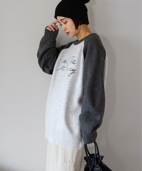 pocket(ポケット)の「配色ラグランロゴニットプルオーバー(ニット/セーター・レディース・ネイビー/グリーン/チャコールグレー・FREE)」の6枚目の写真