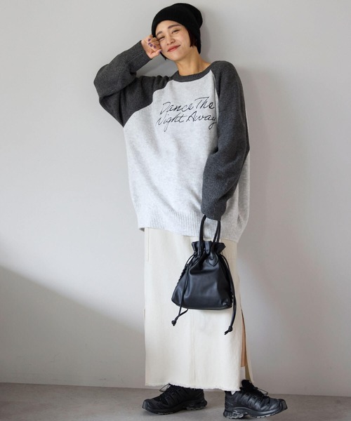 pocket(ポケット)の「配色ラグランロゴニットプルオーバー(ニット/セーター・レディース・ネイビー/グリーン/チャコールグレー・FREE)」の10枚目の写真