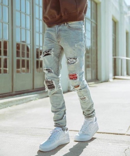 mnml(ミニマル)の「mnml/ミニマル/リペアデニムパンツ/X214 STRETCH DENIM(M2020-D857)(デニムパンツ・メンズ・ブルー・34/28/29/30/32)」の8枚目の写真