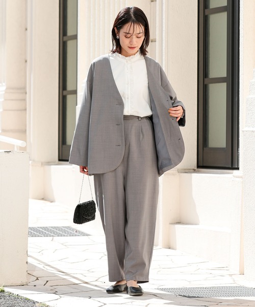 n'OrLABEL（ノアールレーベル）の「『ギャザーフリルブラウス』（シャツ/ブラウス・レディース・オフホワイト/ブラック・1/2）」の6枚目の写真