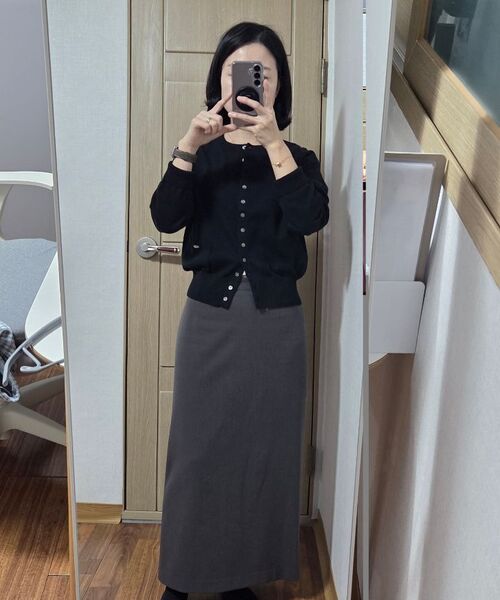 DEHEVE（デヘヴェ）の「Signiture Pearl Button Cardigan [Black]（カーディガン/ボレロ・レディース・ブラック・FREE）」の7枚目の写真
