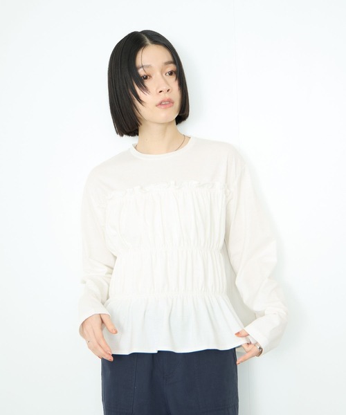 Mac-House(マックハウス)の「シャリングギャザープルオーバー(Tシャツ/カットソー・レディース・オフホワイト/グレー/ブラック・FREE)」の1枚目の写真
