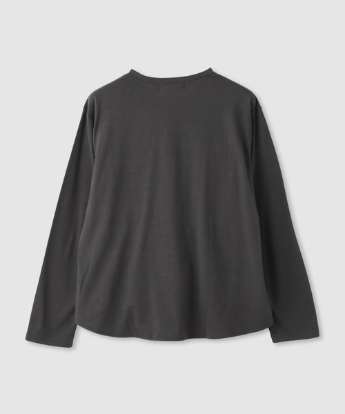 Mac-House(マックハウス)の「シャリングギャザープルオーバー(Tシャツ/カットソー・レディース・オフホワイト/グレー/ブラック・FREE)」の4枚目の写真