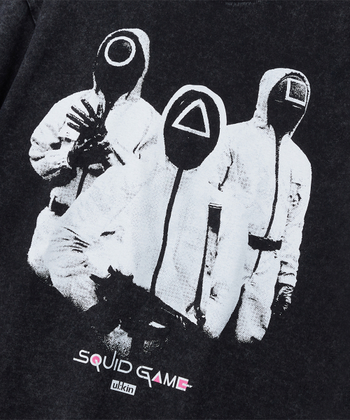 ULKIN（ウルキン）の「[アルキンxオジンガゲーム3] ビンテージガードTシャツ_チャコール（Tシャツ/カットソー・メンズ・チャコール・ONE）」の3枚目の写真