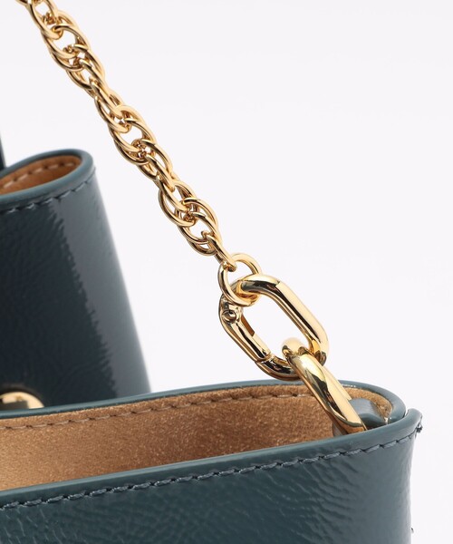 TOMORROWLAND （トゥモローランド）の「Atelier TOMORROWLAND SHELL MINI エナメルバッグ（ハンドバッグ・レディース・イエロー/ブルー・FREE）」の9枚目の写真