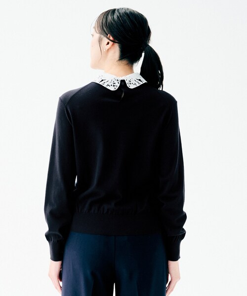 UNTITLED（アンタイトル）の「【洗える/カジュアルフォーマル】2WAYレース襟ニットプルオーバー（ニット/セーター・レディース・ブラック/ネイビー・44/04/02/00/48）」の4枚目の写真