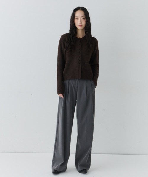 NUJOH(ヌゾ)の「Round Neck Soft Rib Cardigan / ラウンドネックソフトリブカーディガン(カーディガン/ボレロ・レディース・ブラウン/ライトグレー/ホワイト/チャコールグレー・FREE)」の22枚目の写真