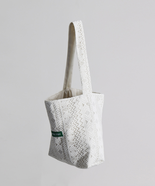 GREEN STUFF(グリーンスタッフ)の「seem full bag 62 - ethnic lace ivory(エコバッグ/サブバッグ・レディース・その他・FREE)」の7枚目の写真