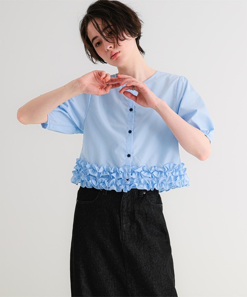 titivate(ティティベイト)の「裾ダブルフリルハーフスリーブブラウス(シャツ/ブラウス・レディース・ネイビー/オフホワイト/ブルー/ブラック・L/M)」の4枚目の写真