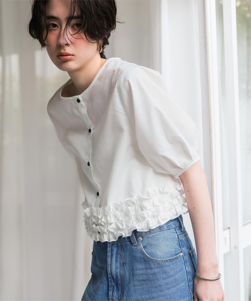 titivate(ティティベイト)の「裾ダブルフリルハーフスリーブブラウス(シャツ/ブラウス・レディース・ネイビー/オフホワイト/ブルー/ブラック・L/M)」の12枚目の写真