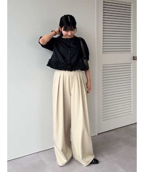 titivate(ティティベイト)の「裾ダブルフリルハーフスリーブブラウス(シャツ/ブラウス・レディース・ネイビー/オフホワイト/ブルー/ブラック・L/M)」の6枚目の写真