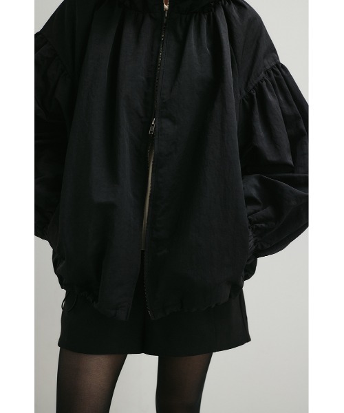ギャザーネックブルゾン