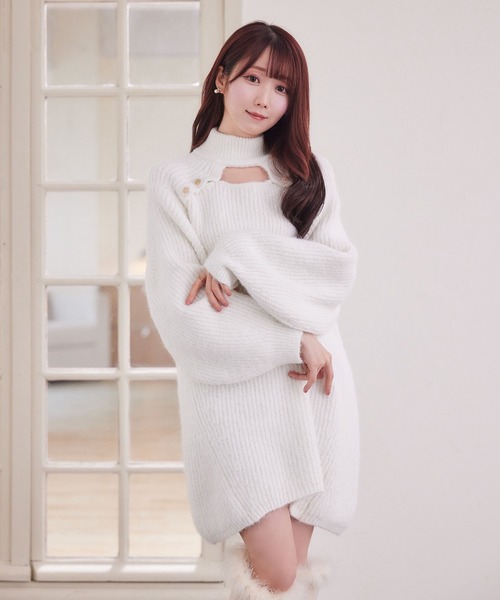 Rose Muse(ロゼミューズ)の「decollete open knit o/p(ワンピース・レディース・ホワイト/ベージュ・FREE)」の2枚目の写真