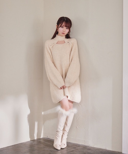 Rose Muse(ロゼミューズ)の「decollete open knit o/p(ワンピース・レディース・ホワイト/ベージュ・FREE)」の4枚目の写真