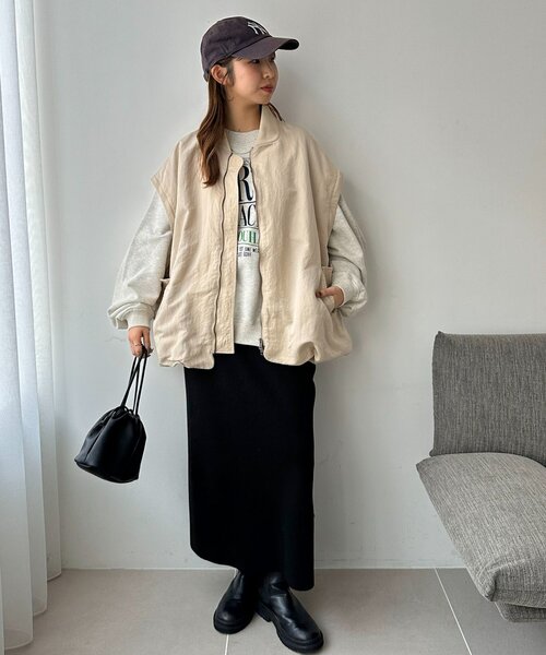 DISCOAT（ディスコート）の「【軽量/袖取り外し可/ユニセックス】ライトメモリー2WAYボンバーブルゾン（ブルゾン・レディース・オリーブ/アイボリー/チャコールグレー・FREE）」の7枚目の写真