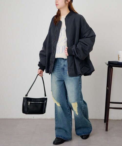 DISCOAT（ディスコート）の「【軽量/袖取り外し可/ユニセックス】ライトメモリー2WAYボンバーブルゾン（ブルゾン・レディース・オリーブ/アイボリー/チャコールグレー・FREE）」の17枚目の写真