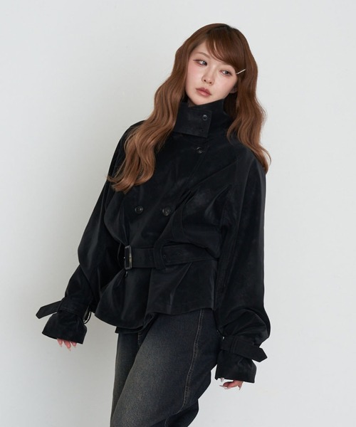 RAY CASSIN（レイカズン）の「ショート丈ルーズトレンチコート（トレンチコート・レディース・ブラック系その他2/ベージュ・FREE）」の2枚目の写真