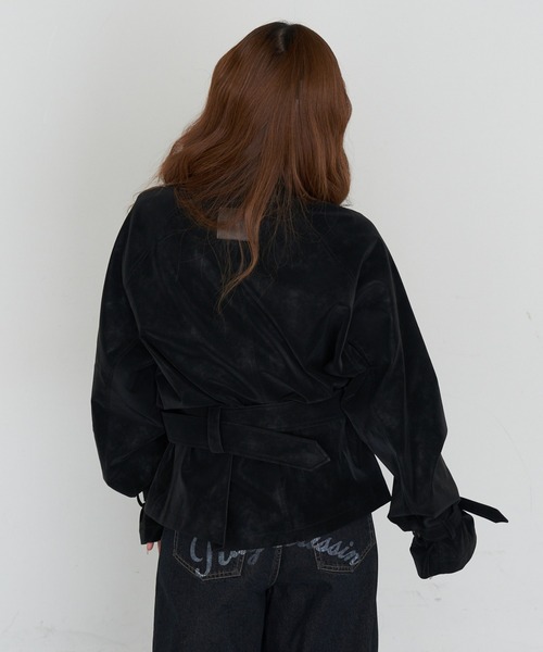 RAY CASSIN（レイカズン）の「ショート丈ルーズトレンチコート（トレンチコート・レディース・ブラック系その他2/ベージュ・FREE）」の13枚目の写真