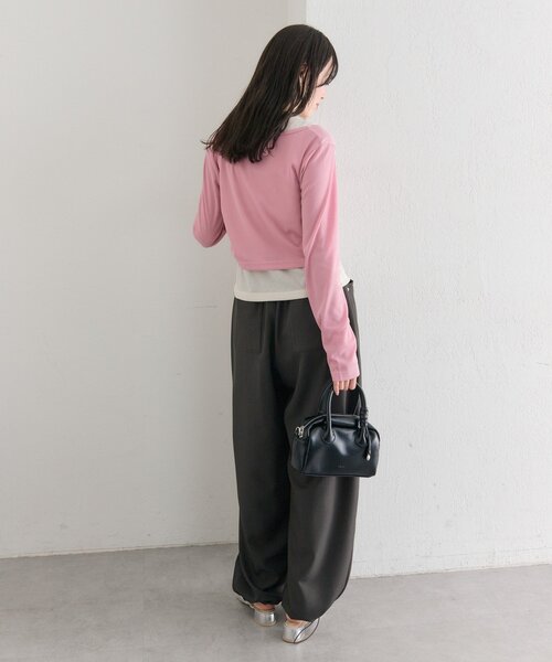 mystic（ミスティック）の「【柔らか素材/3色展開】配色レイヤードロングTシャツ（Tシャツ/カットソー・レディース・ピンク/ブラック/ブルー・FREE）」の10枚目の写真