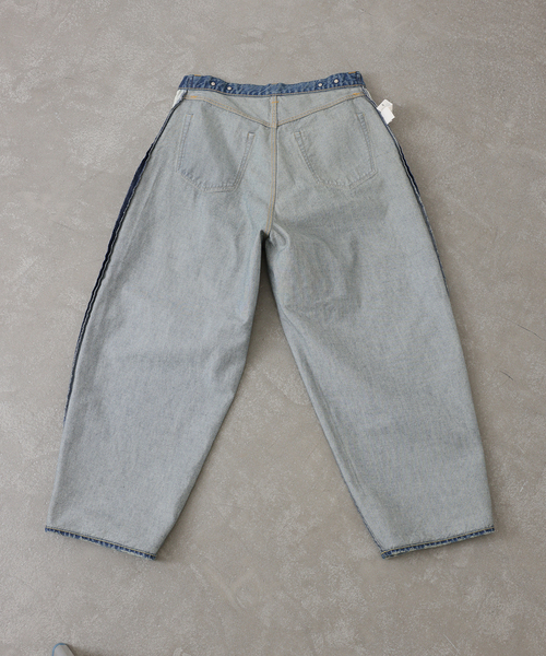 JOURNAL STANDARD LUXE(ジャーナルスタンダード ラックス)の「《追加2》13OZデニム タックラウンドパンツ(デニムパンツ・レディース・ネイビー・SMALL/MEDIUM)」の7枚目の写真