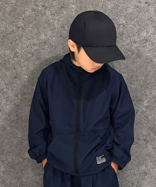 SHISKY(シスキー)の「裏地メッシュ マウンテンパーカー(マウンテンパーカー・キッズ・ブラック/ネイビー/チャコール/グレー・120/110/160/150/140/130)」の7枚目の写真
