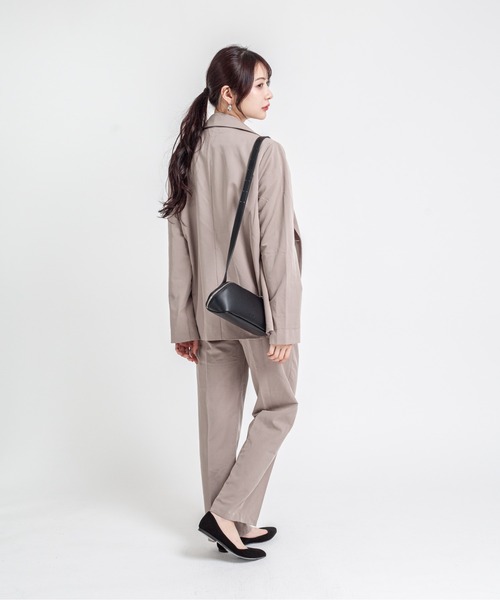 ADD CULUMN(アドカラム)の「【ADD CULUMN/アドカラム】ボディバッグ FIGRE BODYBAG S(ボディバッグ/ウエストポーチ・レディース・ブラック/ブラウン/アイボリー/ピンク・FREE)」の12枚目の写真