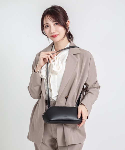 ADD CULUMN(アドカラム)の「【ADD CULUMN/アドカラム】ボディバッグ FIGRE BODYBAG S(ボディバッグ/ウエストポーチ・レディース・ブラック/ブラウン/アイボリー/ピンク・FREE)」の8枚目の写真