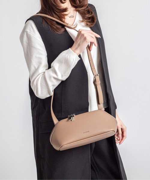 ADD CULUMN(アドカラム)の「【ADD CULUMN/アドカラム】ボディバッグ FIGRE BODYBAG S(ボディバッグ/ウエストポーチ・レディース・ブラック/ブラウン/アイボリー/ピンク・FREE)」の18枚目の写真