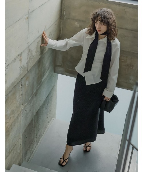 Re:EDIT（リエディ）の「[2026S/S COLLECTION][2点セット][低身長サイズ有]スカーフ付きピンドット柄セミマーメイドスカート（スカート・レディース・ブラック/アイボリー・SHORT/MEDIUM/LARGE）」の5枚目の写真