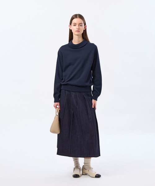 MACKINTOSH PHILOSOPHY(マッキントッシュ フィロソフィー)の「バイカラーロールニット(ニット/セーター・レディース・グリーン系その他2/ベージュ/ダークネイビー・38)」の4枚目の写真