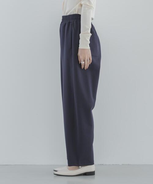 URBAN RESEARCH Sonny Label（アーバンリサーチサニーレーベル）の「メルティスウェットバレルパンツ（その他パンツ・レディース・グレー/ネイビー・FREE）」の22枚目の写真