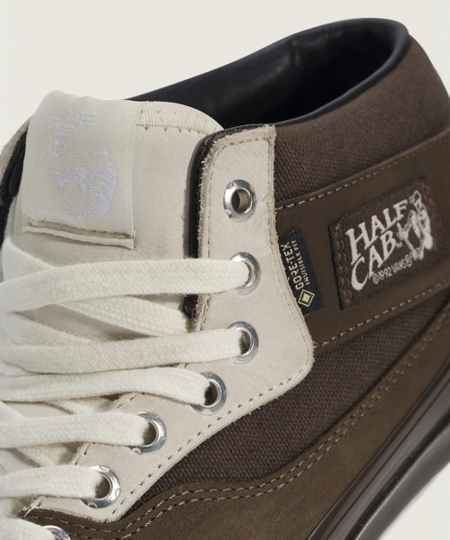 VANS(バンズ)の「VANS PREMIUM ハーフキャブ GORE-TEX / LX Half Cab 33 GTX Stockholm C VN000DADEMP1(スニーカー・メンズ・ダークブラウン・12/11/10.5/10/9.5/9/8.5/8/7.5)」の5枚目の写真