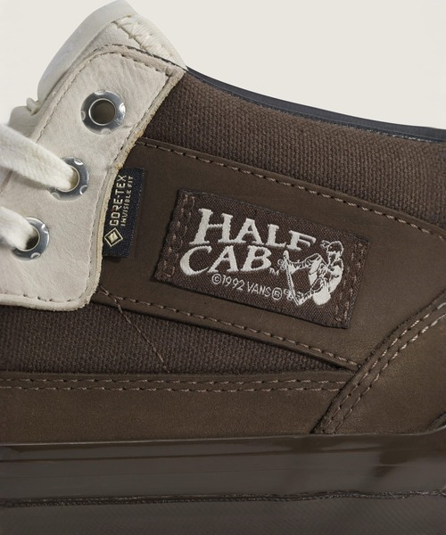 VANS(バンズ)の「VANS PREMIUM ハーフキャブ GORE-TEX / LX Half Cab 33 GTX Stockholm C VN000DADEMP1(スニーカー・メンズ・ダークブラウン・12/11/10.5/10/9.5/9/8.5/8/7.5)」の6枚目の写真