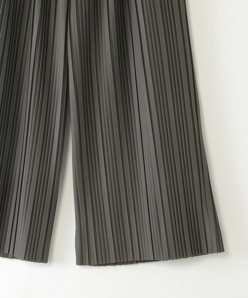 ikka（イッカ）の「【親子コーデ】カットプリーツワイドパンツ（120~160cm）（その他パンツ・キッズ・グレイッシュベージュ/チャコール・150/140/130/120/160）」の8枚目の写真