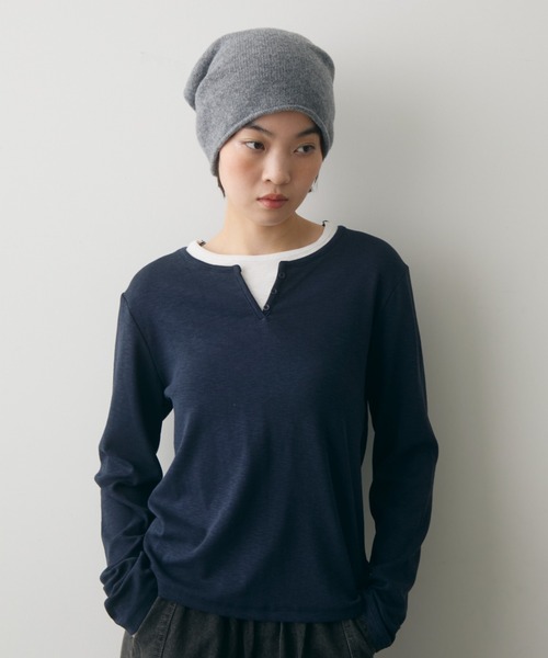 full/fill.（フルフィル）の「layered henly neck T / レイヤードヘンリーネックT（Tシャツ/カットソー・レディース・ネイビー/ブラック・FREE）」の5枚目の写真