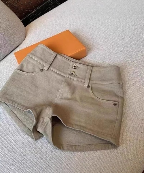 Ritzy(リッツィー)の「ハイウエストフィットショートパンツ(デニムパンツ・レディース・カーキ・M/L/S)」の4枚目の写真