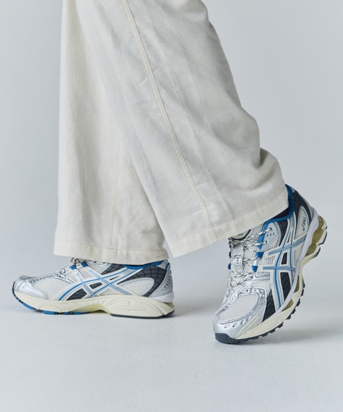 ASICS(アシックス)の「GEL-NIMBUS 10.1 1203A543.109(スニーカー・メンズ・ホワイト・28.5cm/25.0cm/24.5cm/24.0cm/23.5cm/23.0cm/22.5cm/29.0cm/28.0cm/27.5cm/27.0cm/26.5cm/26.0cm/25.5cm)」の10枚目の写真