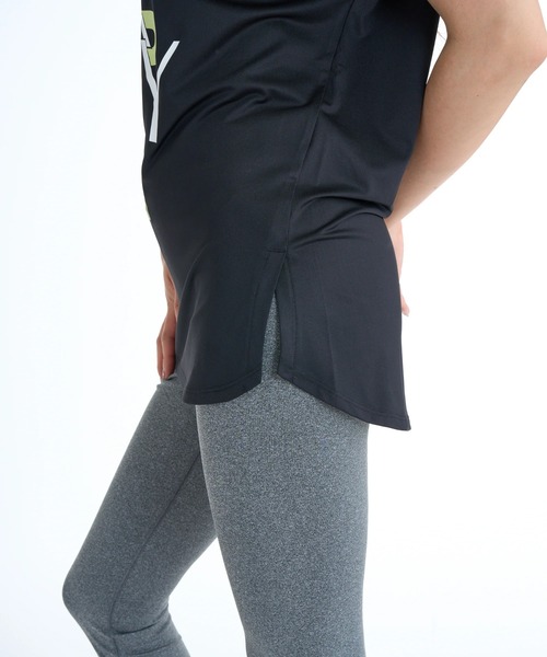 ROXY(ロキシー)の「ROXY ウィメンズ FITNESS OWN YOUR PACE Tシャツ 【2026年春夏モデル】/ロキシー速乾UVカットノースリーブ(Tシャツ/カットソー・レディース・ブラック/ピンク/ホワイト・SMALL/MEDIUM/LARGE)」の6枚目の写真