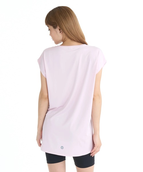 ROXY(ロキシー)の「ROXY ウィメンズ FITNESS OWN YOUR PACE Tシャツ 【2026年春夏モデル】/ロキシー速乾UVカットノースリーブ(Tシャツ/カットソー・レディース・ブラック/ピンク/ホワイト・SMALL/MEDIUM/LARGE)」の9枚目の写真