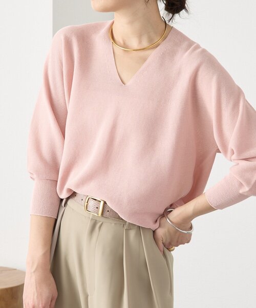 RIVE DROITE（リヴドロワ）の「予約【軽くしなやかな着心地】ライトギマバックボリュームニット（ニット/セーター・レディース・モカ/ピンク/グリーン/ブラック/オフホワイト・FREE）」の5枚目の写真