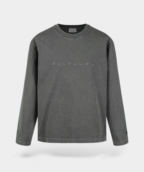 BIRBANTE(ビルバンテ)の「ガーメントウォッシングロゴロングスリーブTシャツ - カーキグレー(Tシャツ/カットソー・メンズ・ミックスグレー・MEDIUM/LARGE/X-LARGE)」の1枚目の写真